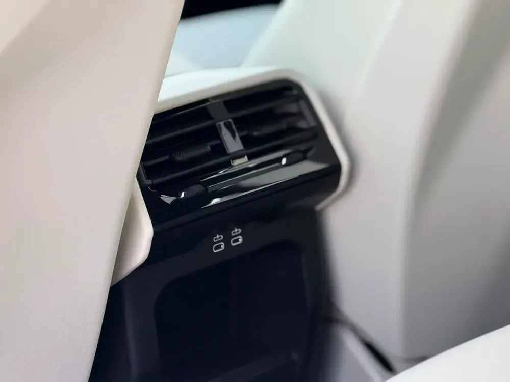 2026 BMW 520i M Sport GCC . 2 Years Warranty - Image 12