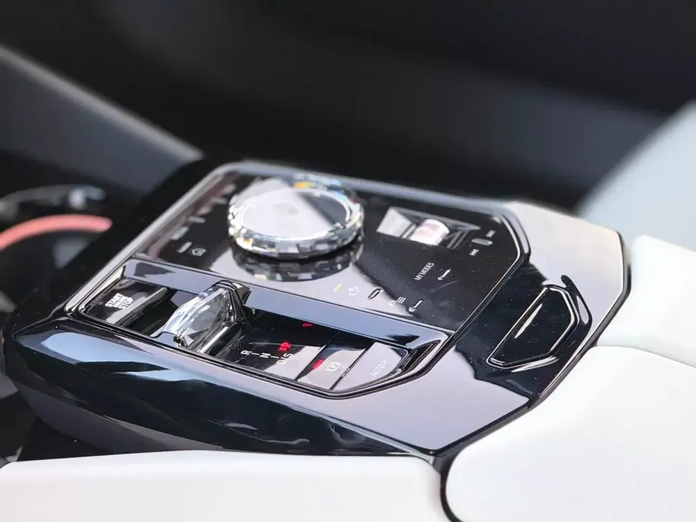 2026 BMW 520i M Sport GCC . 2 Years Warranty - Image 20