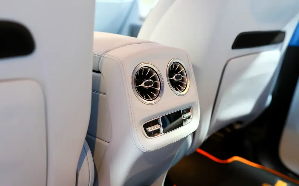 2026 Mercedes-Benz G-Class G 63 AMG - Japanese Specs - Brand New - Image 15