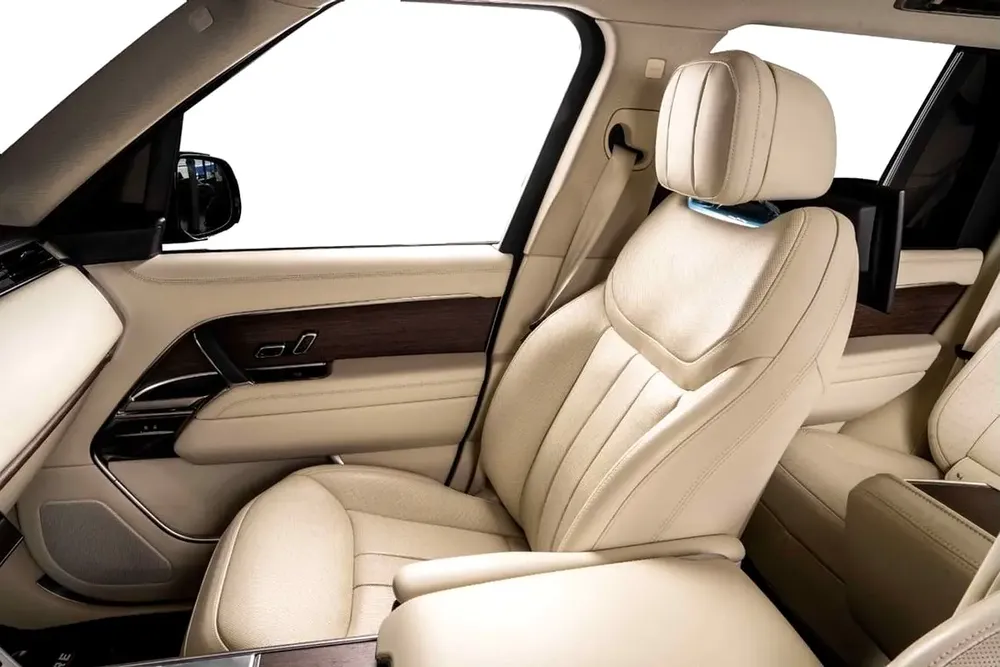 2023-RANGE ROVER VOGUE P530 AUTOBIOGRAPHY-WARRANTY TILL 25.1.2029 OR 150.000KM-FSH WITH AL TAYER - Image 14
