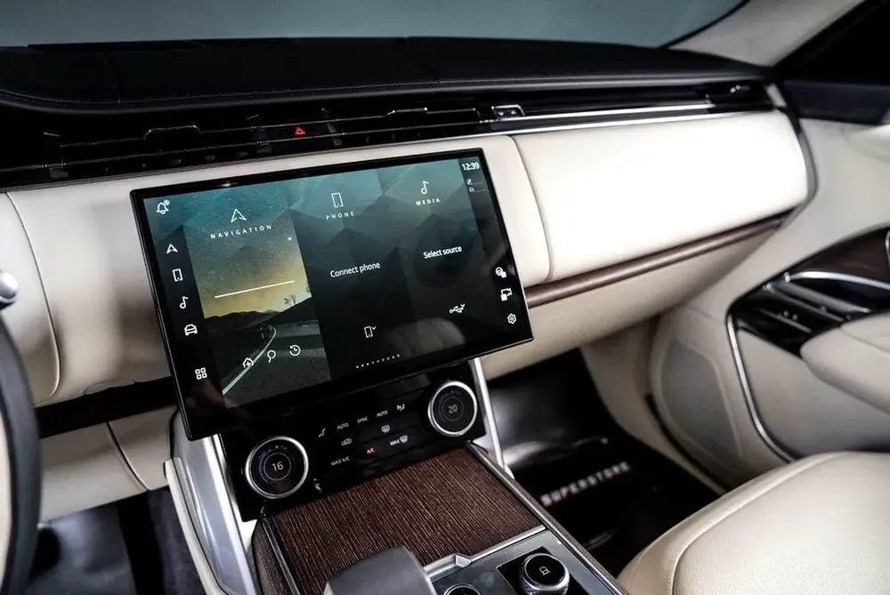 2023-RANGE ROVER VOGUE P530 AUTOBIOGRAPHY-WARRANTY TILL 25.1.2029 OR 150.000KM-FSH WITH AL TAYER - Image 16