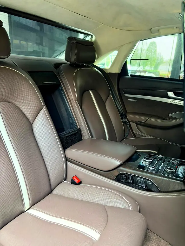 Audi A8L W12 GCC - Image 4
