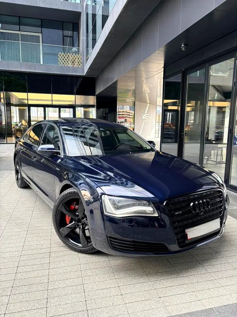 Audi A8L W12 GCC - Image 5