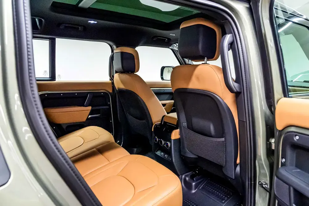 2025 Land Rover Defender - GCC Spec - Warranty and Lease to Own Available - Image 12