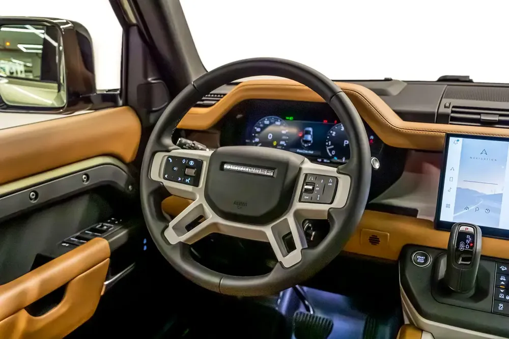 2025 Land Rover Defender - GCC Spec - Warranty and Lease to Own Available - Image 16