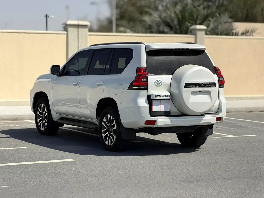 Toyota Prado GXR 2020 GCC White Clean Car - Image 6