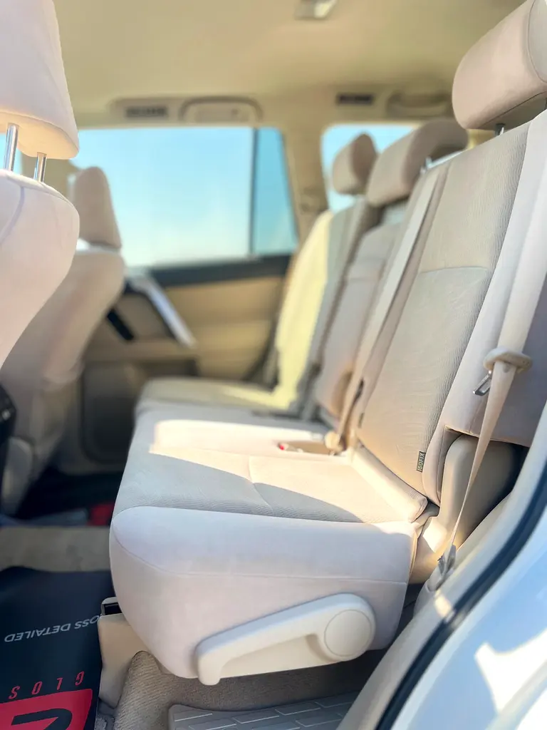 Toyota Prado GXR 2020 GCC White Clean Car - Image 8