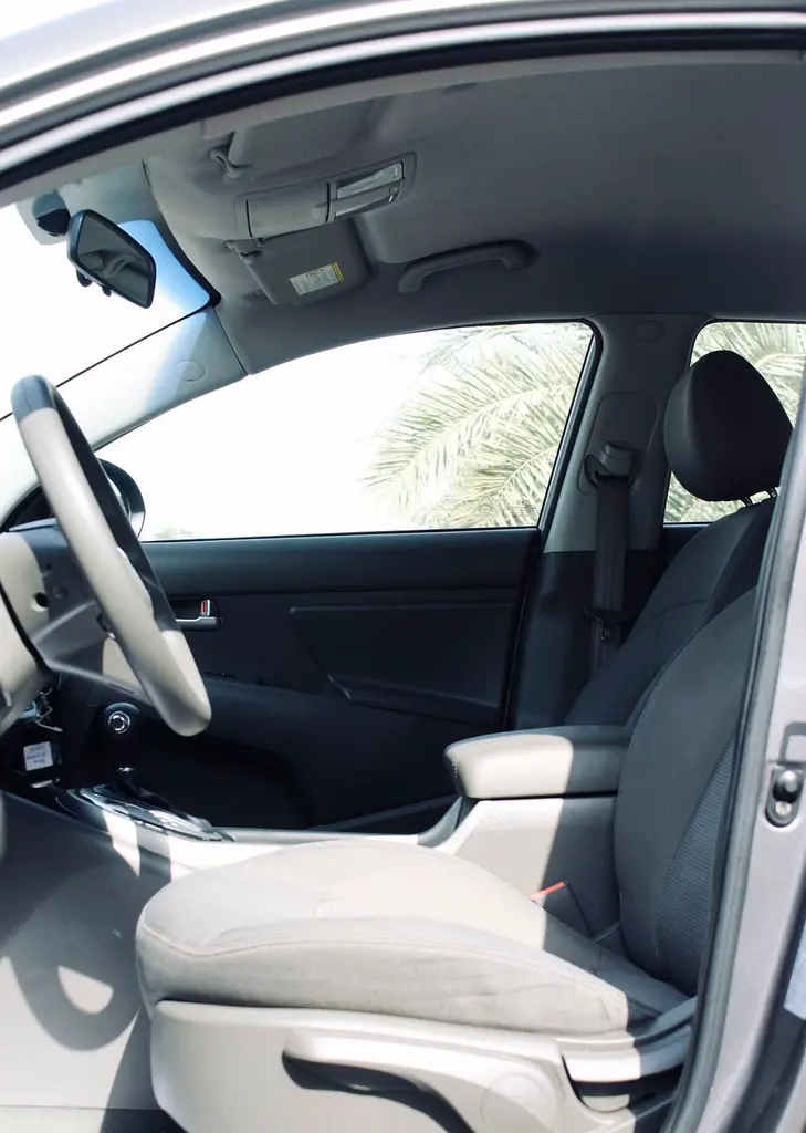 2014 Kia Sportage in excellent shape very low mileage - Image 9