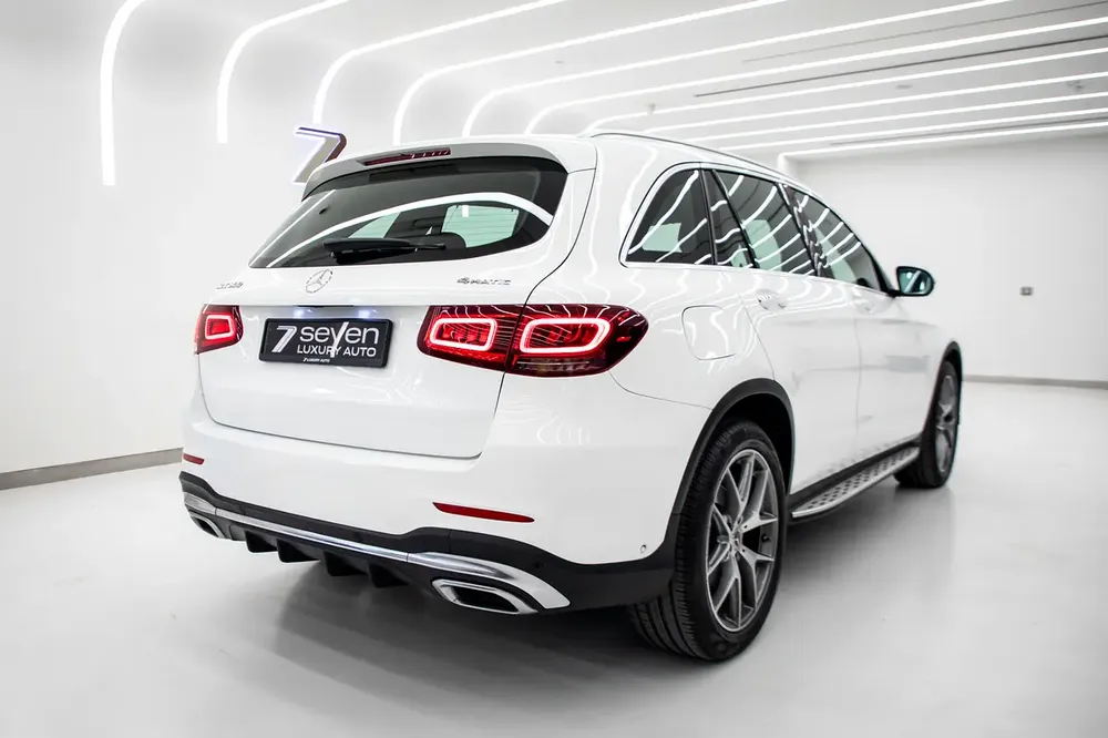 2020 MERCEDES BENZ GLC300 4MATIC | GCC | EXCELLENT CONDITION | - Image 4