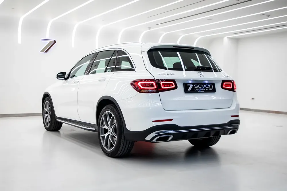 2020 MERCEDES BENZ GLC300 4MATIC | GCC | EXCELLENT CONDITION | - Image 5