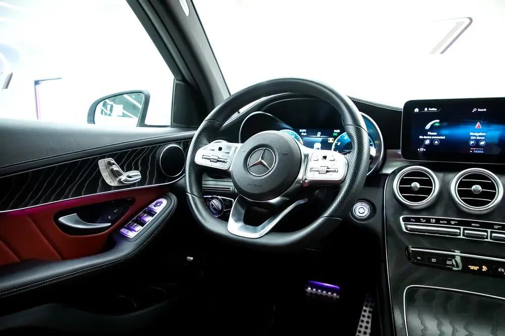 2020 MERCEDES BENZ GLC300 4MATIC | GCC | EXCELLENT CONDITION | - Image 8