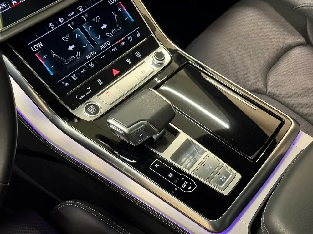 Q7 PROGRESS PLUS QUATTRO 55 TFSI | Warranty | Service - Image 12