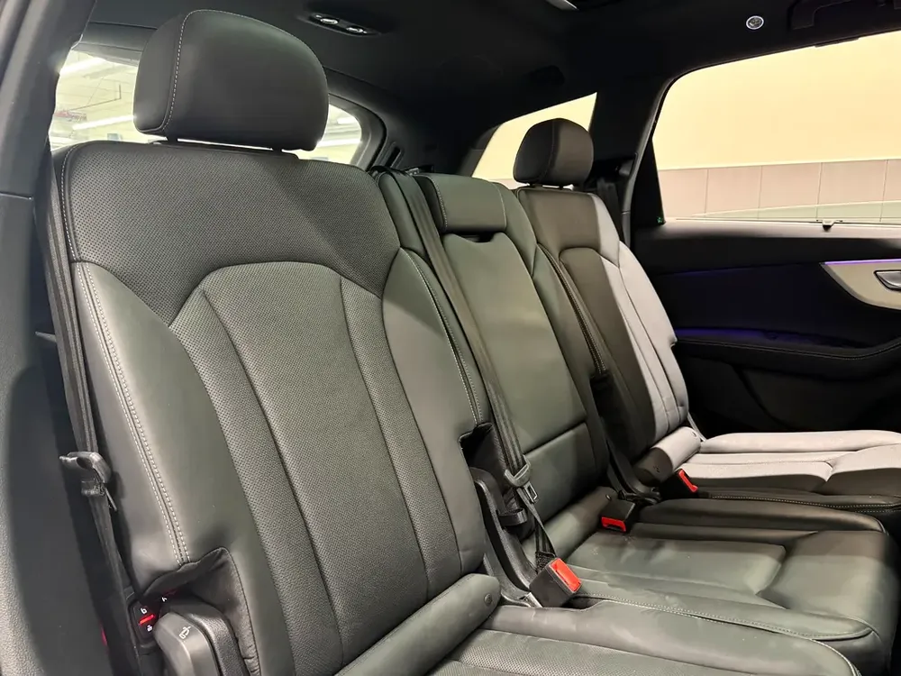 Q7 PROGRESS PLUS QUATTRO 55 TFSI | Warranty | Service - Image 16