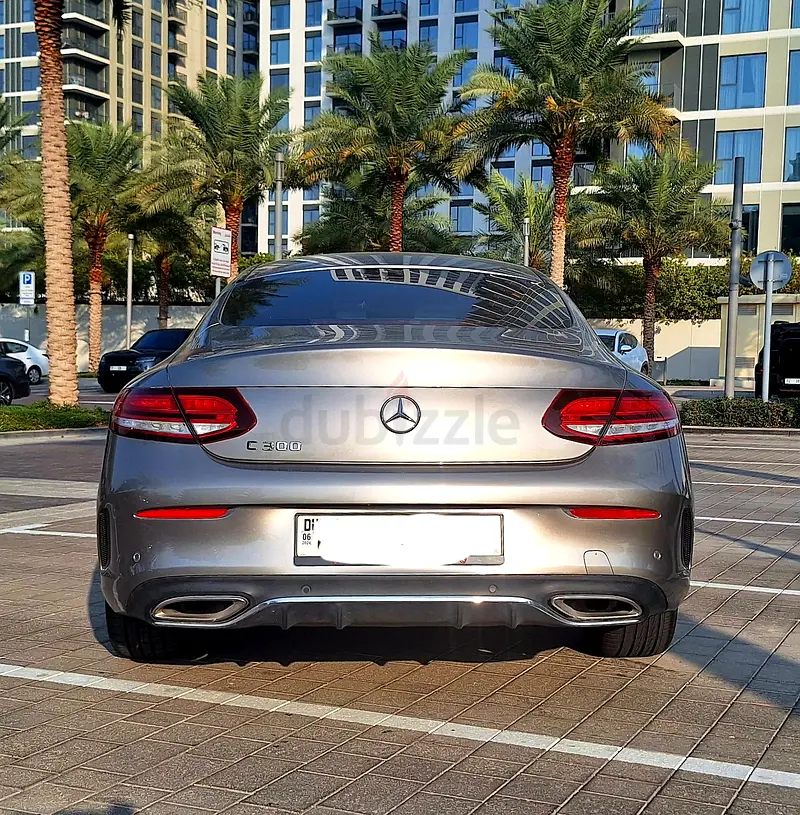 2019 Mercedes-Benz C300 Coupe | GCC Specs | Pristine Condition - Image 5