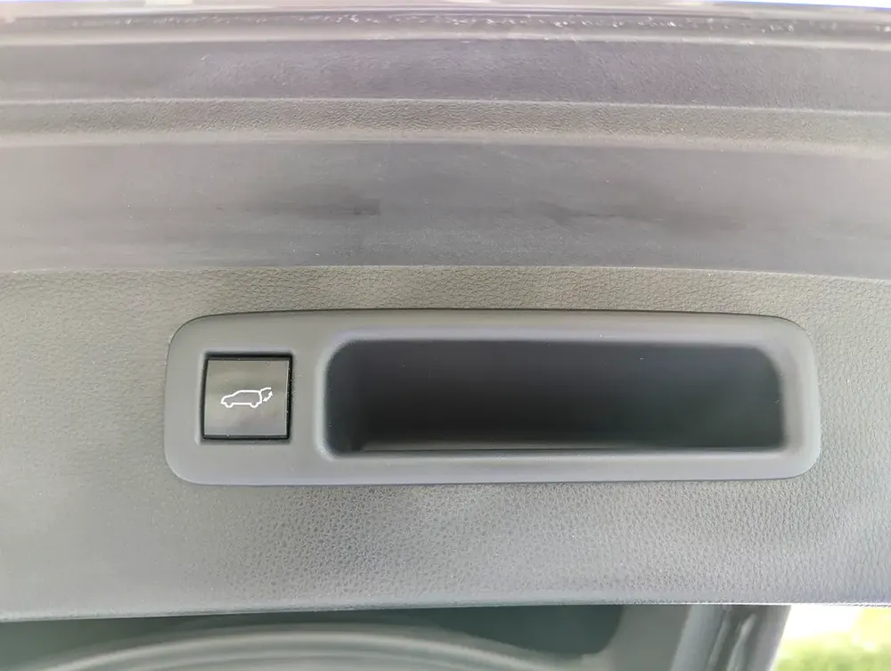 Toyota Highlander VXR Hybrid 2021 - GCC Specs - Pristine Condition - Image 8