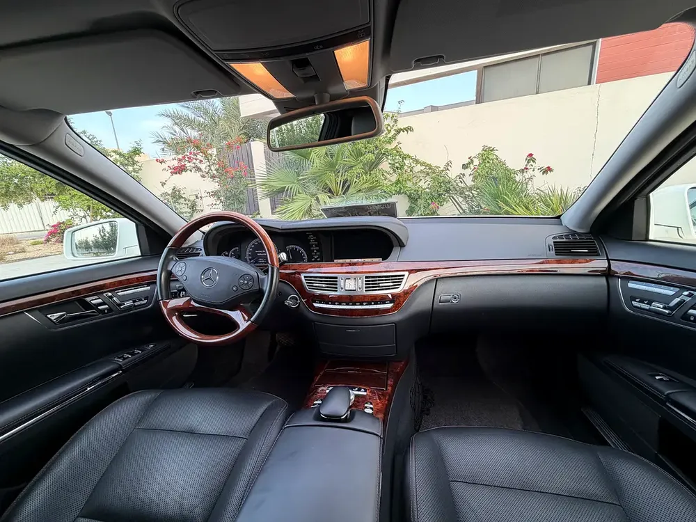2012 Mercedes-Benz S-Class S 550 - European Specs - Immaculate Condition - Image 4