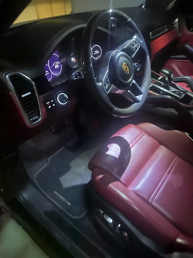 2021 Porsche Cayenne Coupe GTS- GCC Specs - Excellent Condition - Image 5