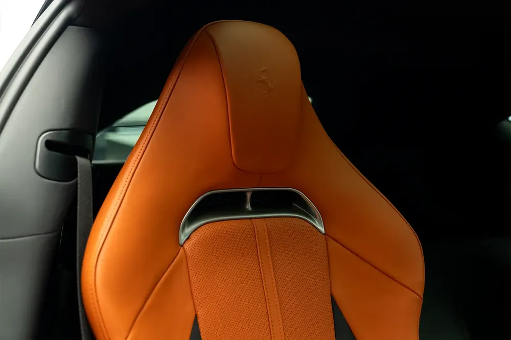 FERRARI | 12 CILINDRI | 2025 BRAND NEW | FULL CARBON EXTERIOR - Image 15