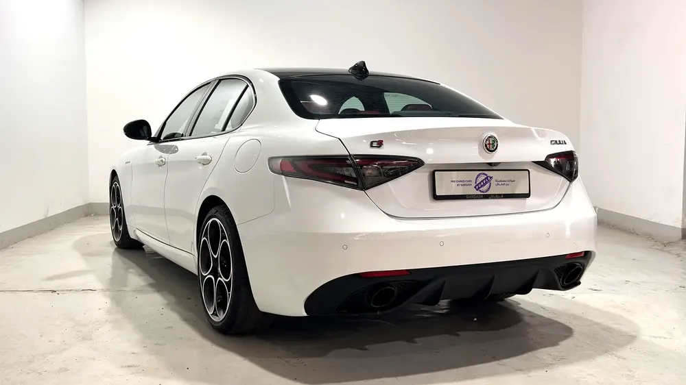 AED 2,145 / Month | Alfa Romeo | Giulia Veloce MCA | 2024 | Warranty and Service | Service History - Image 5