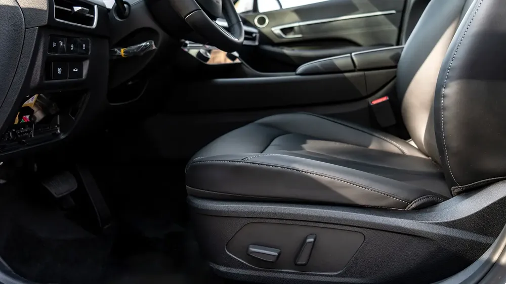 2025 | HYUNDAI SONATA 1.5T PRO - PANORAMIC SUNROOF - Image 10