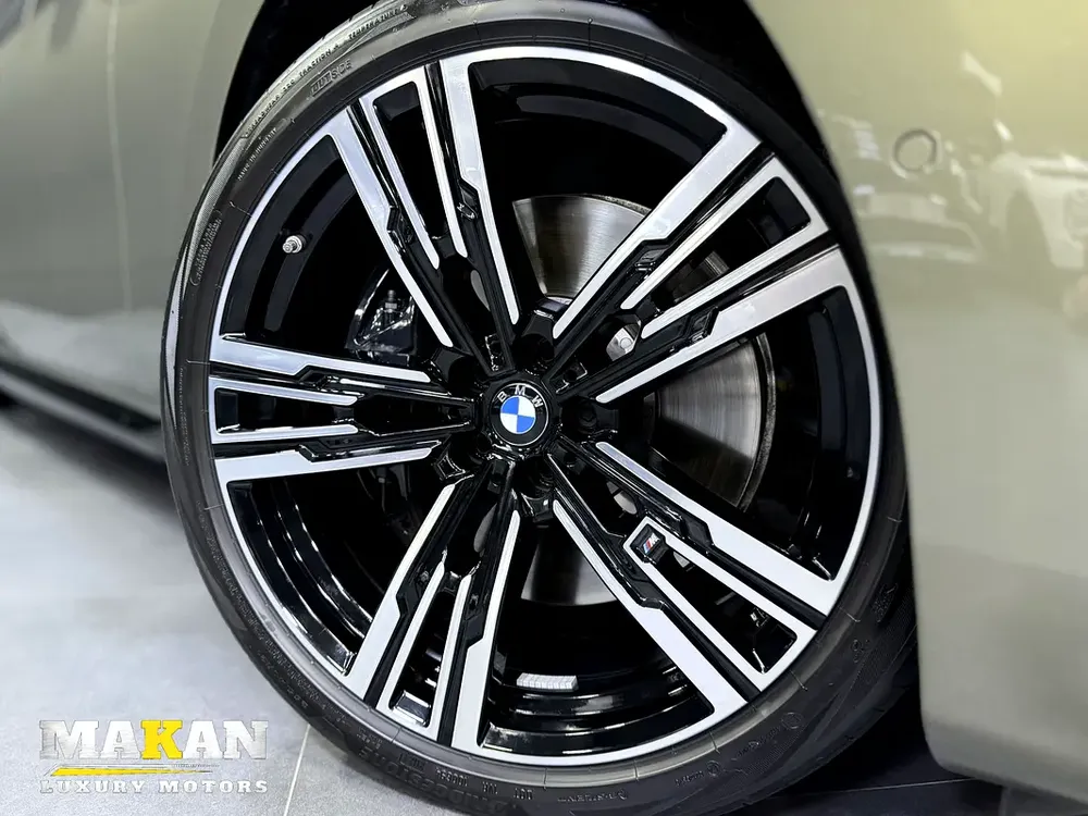BMW 760i - Image 19