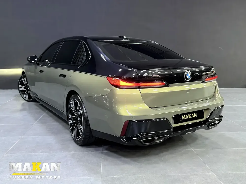BMW 760i - Image 4