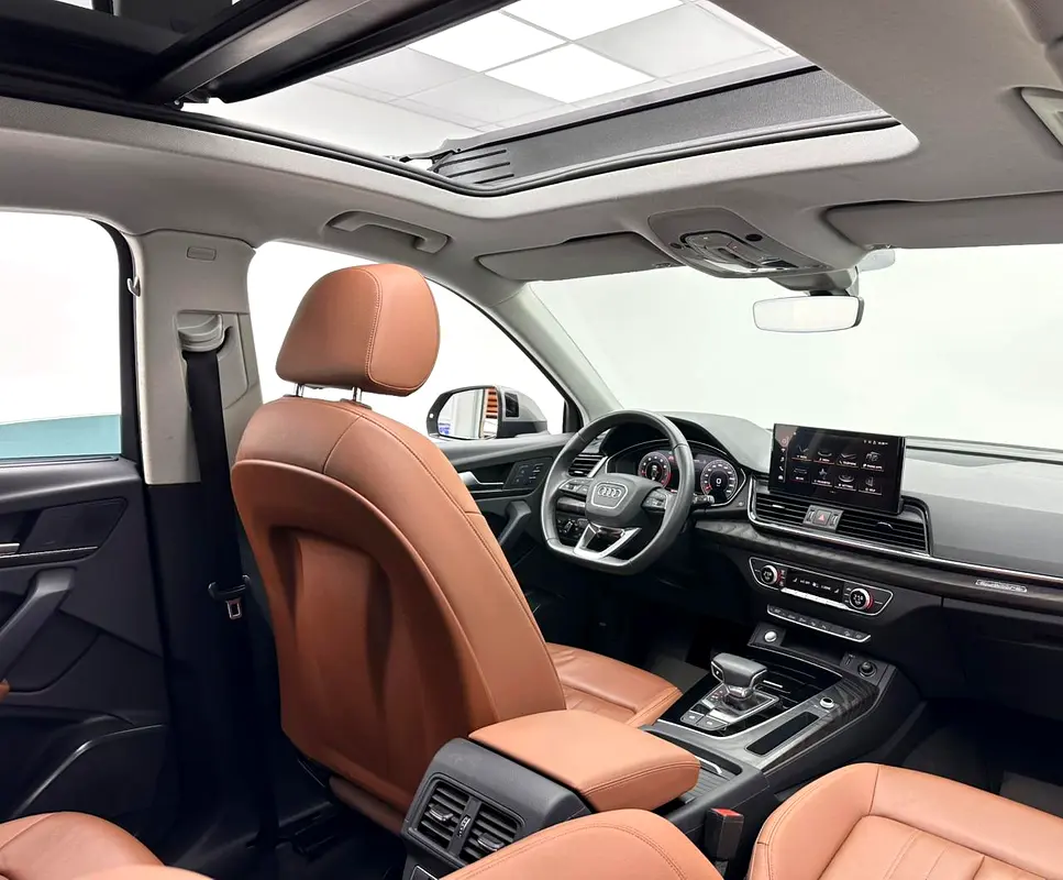 2022 Audi Q5 45 TFSI Quattro, 1 Year Warranty Unlimited KM, Full Service History, GCC - Image 13