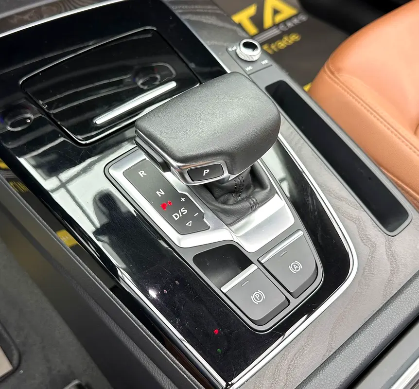 2022 Audi Q5 45 TFSI Quattro, 1 Year Warranty Unlimited KM, Full Service History, GCC - Image 14