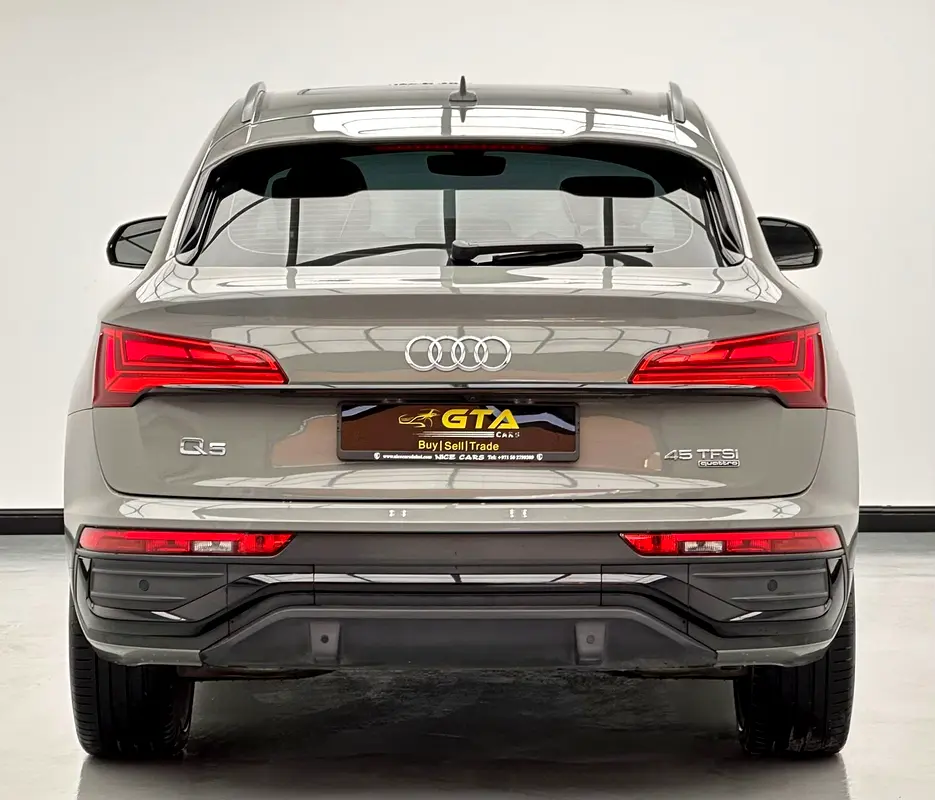 2022 Audi Q5 45 TFSI Quattro, 1 Year Warranty Unlimited KM, Full Service History, GCC - Image 5
