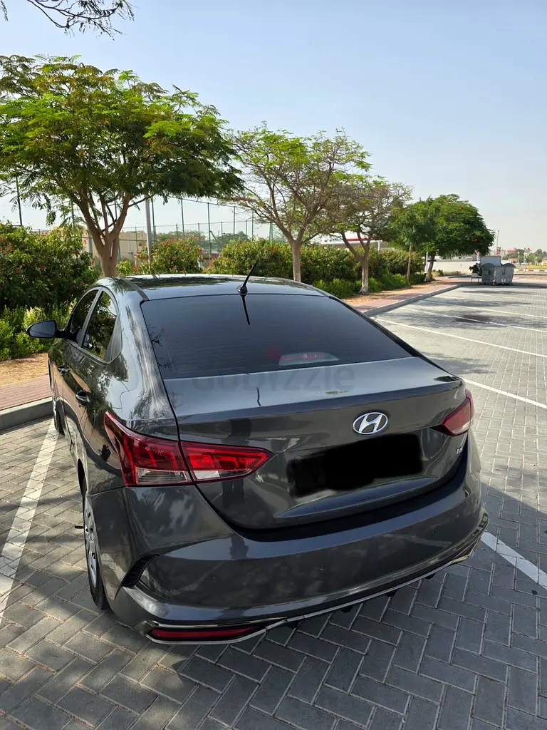 2020 Hyundai Accent GL GCC Specs - Image 10