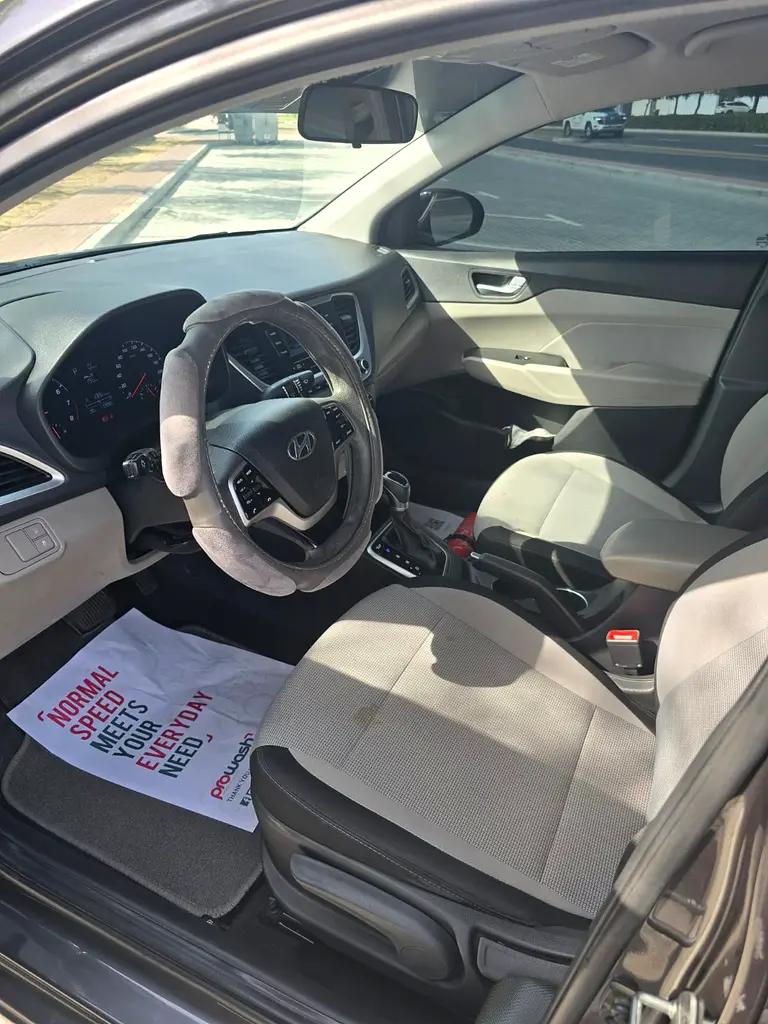 2020 Hyundai Accent GL GCC Specs - Image 4