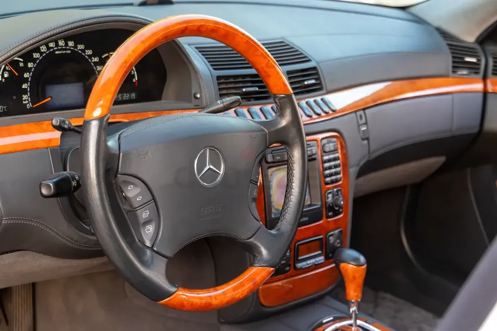 2001 Mercedes S 55 AMG - Image 14