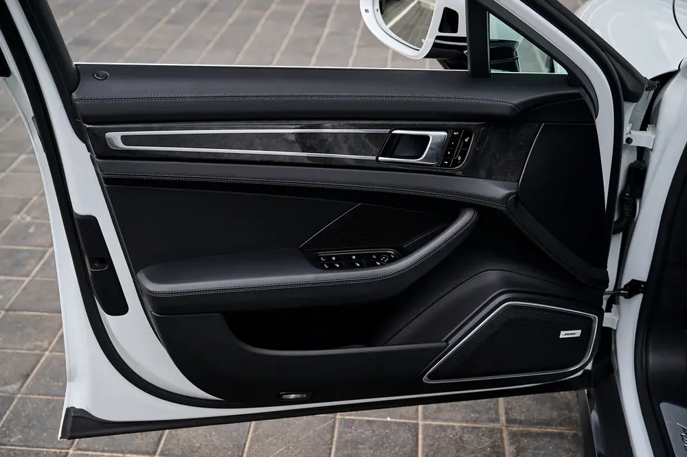 2018 Porsche Panamera Turbo - Image 15