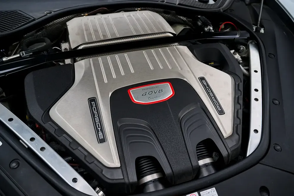 2018 Porsche Panamera Turbo - Image 18