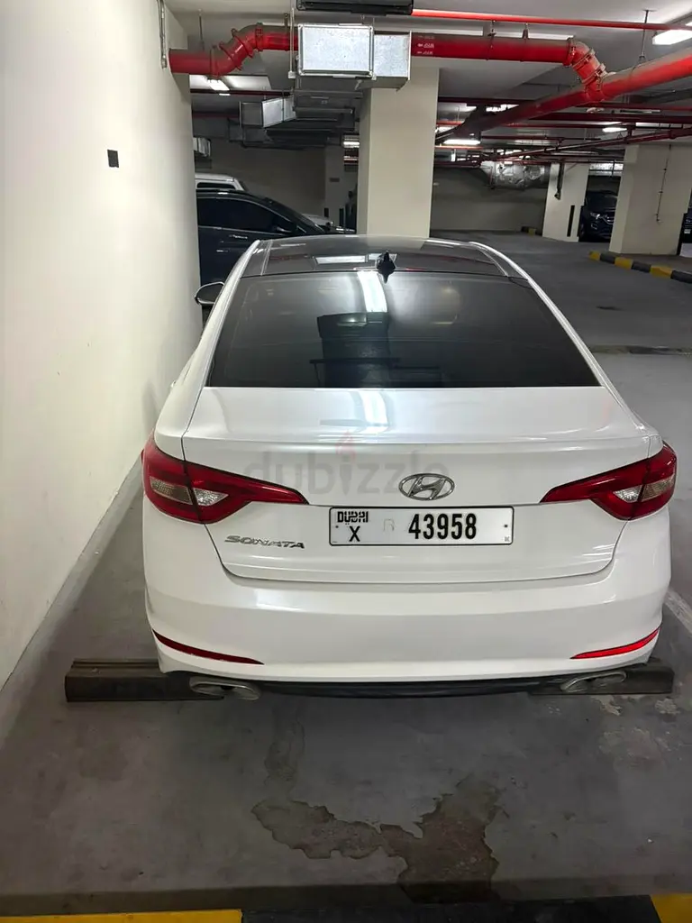 Hyundai Sonata 2015 - GCC Specs - Excellent Condition - Image 6