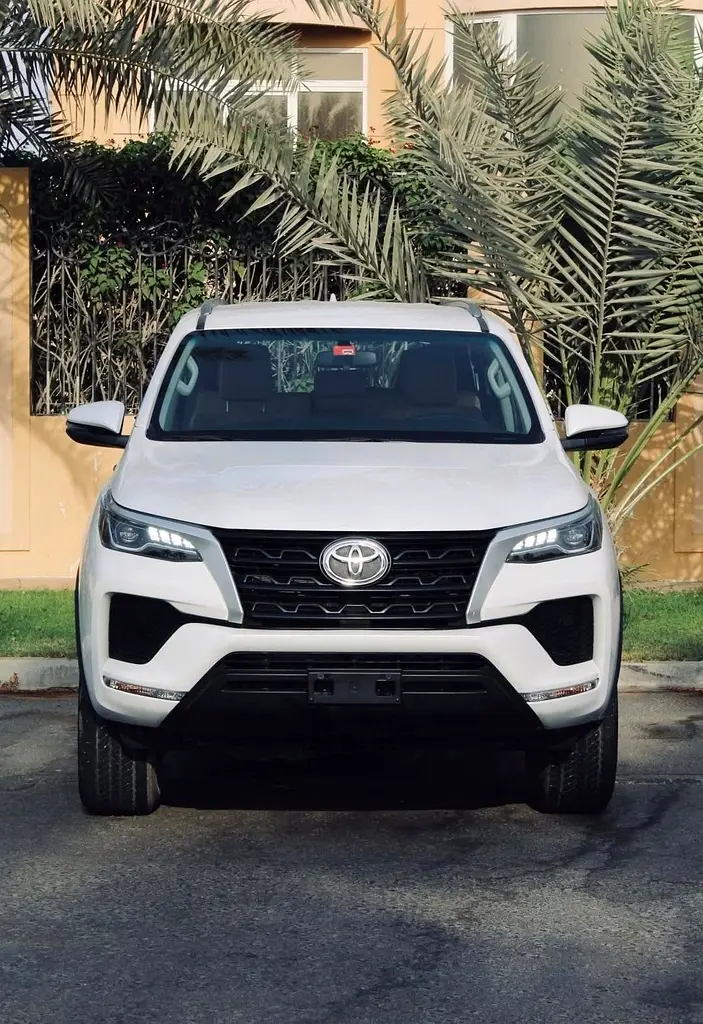 Toyota Fortuner EXR 2024 - GCC Specs Available on Cash or Bank finance With Zero % DownPayment - Image 5