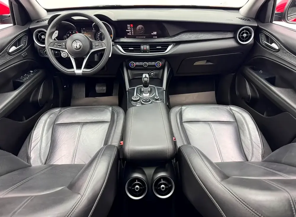 2020 Alfa Romeo Stelvio Q4 Super, 1 Year warranty, Alfa Service History, Excellent Condition, GCC - Image 7
