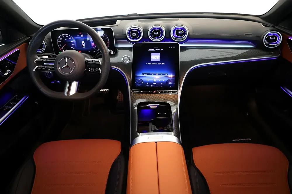 2025 Mercedes-Benz C-Class C200 -3900KM- GCC Specs - UNDER WARRANTY & SERVICE-Brand New! - Image 11
