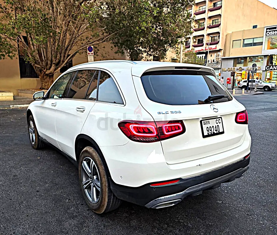 Mercedes GLC300.....only 26000 kms - Image 5