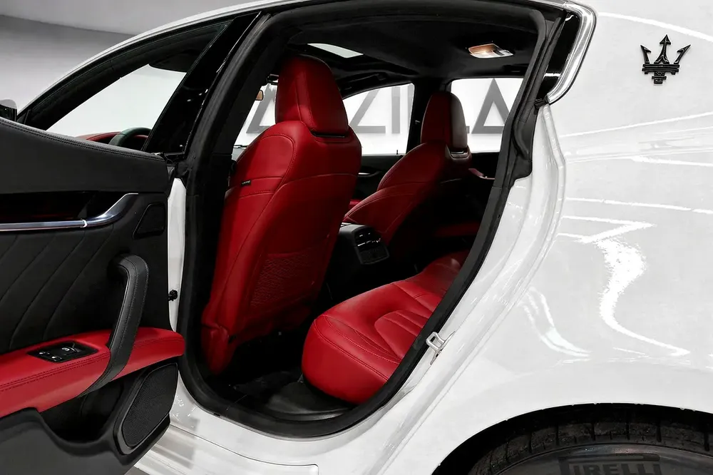 AED 3,329 / Monthly l 0% Downpayment l Modena V6 l 1 Year Warranty - Image 14