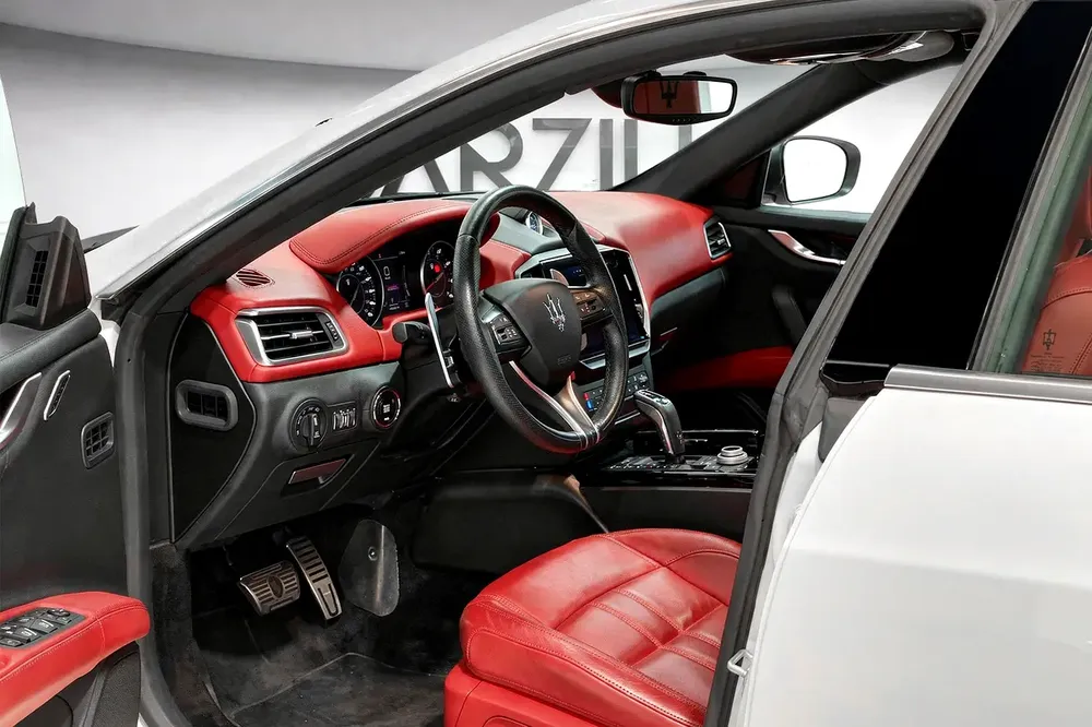AED 3,329 / Monthly l 0% Downpayment l Modena V6 l 1 Year Warranty - Image 6