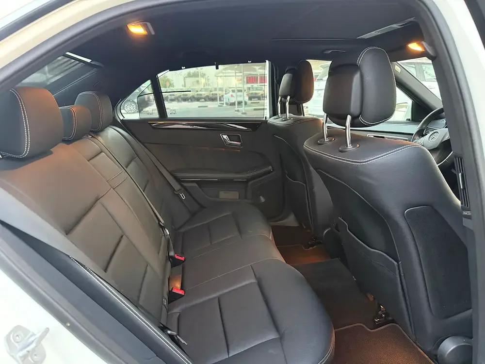 MERCEDES E 550 AMG - 2009 - 88,000 kms - FULL OPTION - JAPANESE SPEC - Image 12