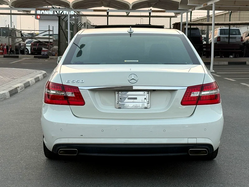 MERCEDES E 550 AMG - 2009 - 88,000 kms - FULL OPTION - JAPANESE SPEC - Image 6