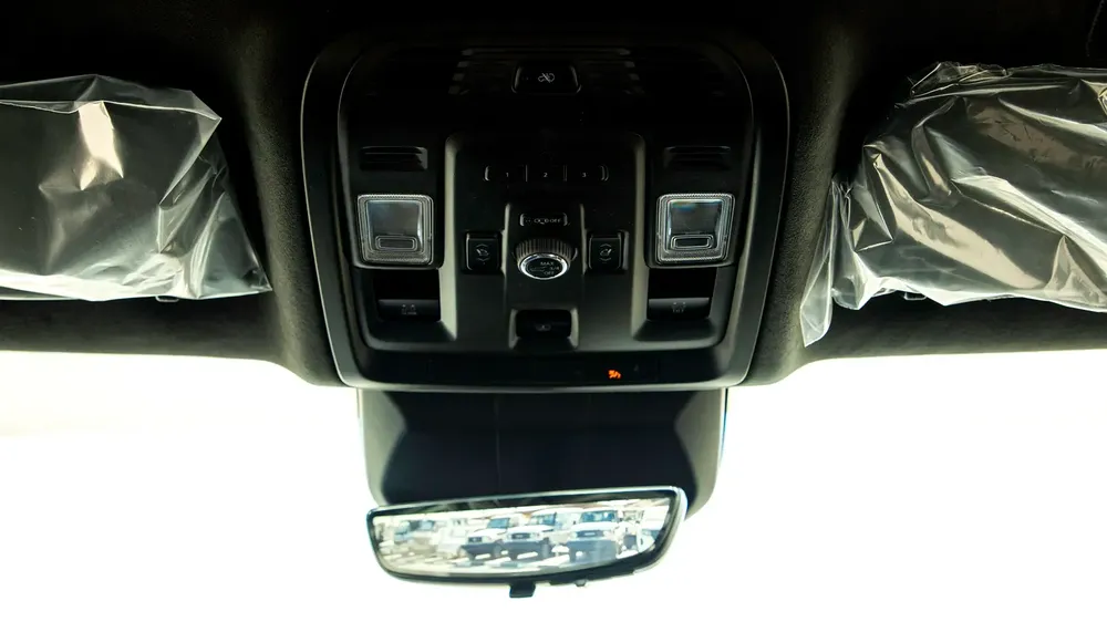 Cadillac Escalade V-Series 6.2L SUPERCHARGED V8 4WD | 2024 | For Export Only - Image 16