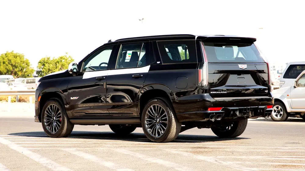 Cadillac Escalade V-Series 6.2L SUPERCHARGED V8 4WD | 2024 | For Export Only - Image 4