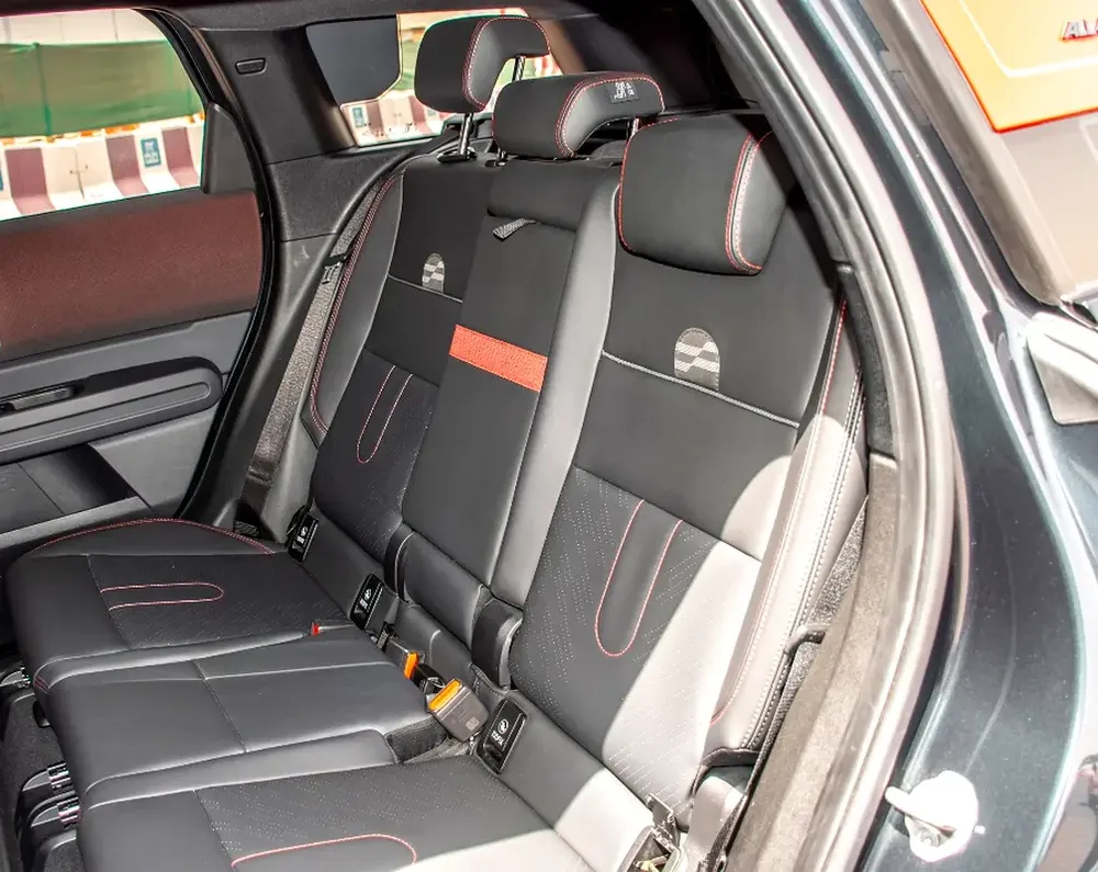 2025 MINI Countryman John Cooper Works GCC Specs - Brand New - Image 15
