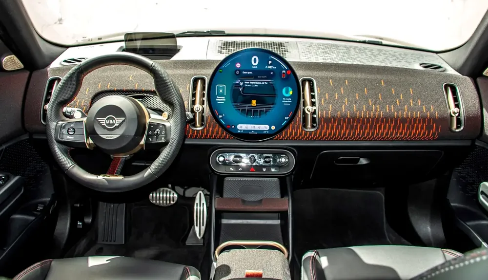 2025 MINI Countryman John Cooper Works GCC Specs - Brand New - Image 9