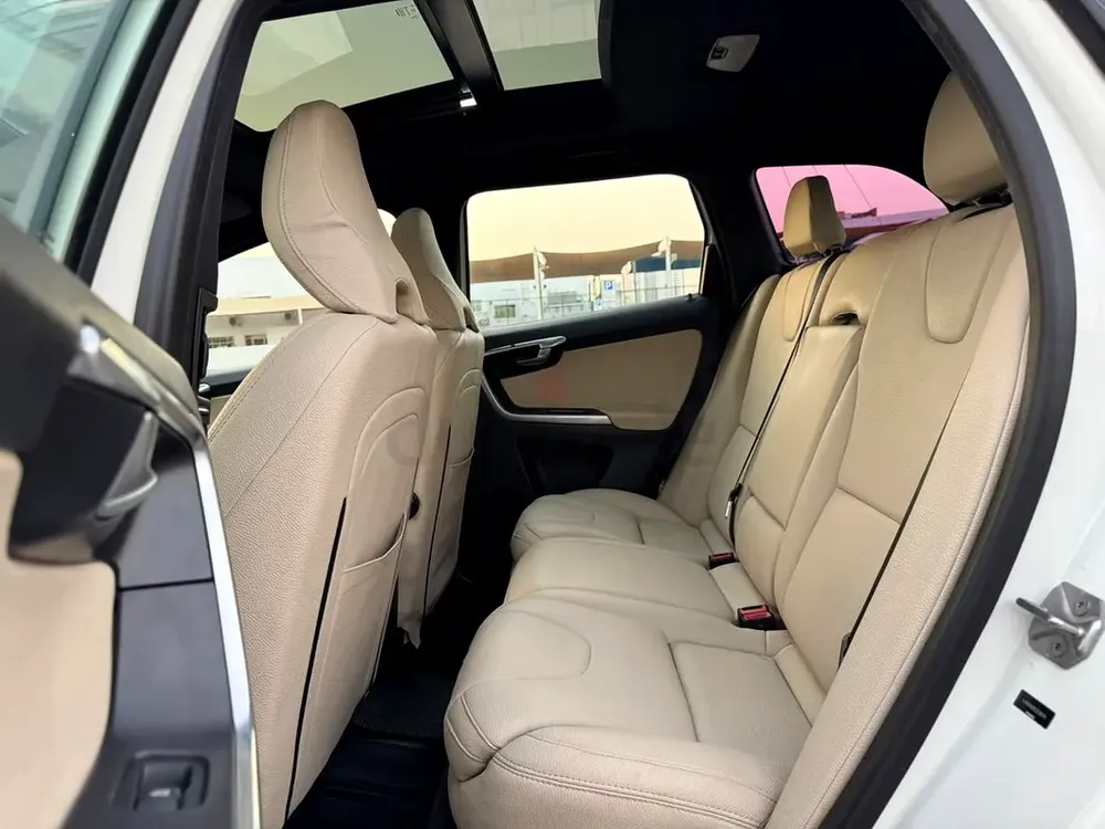 2014 Volvo XC60 GCC Specs | Clean  Comfortable SUV - Image 12