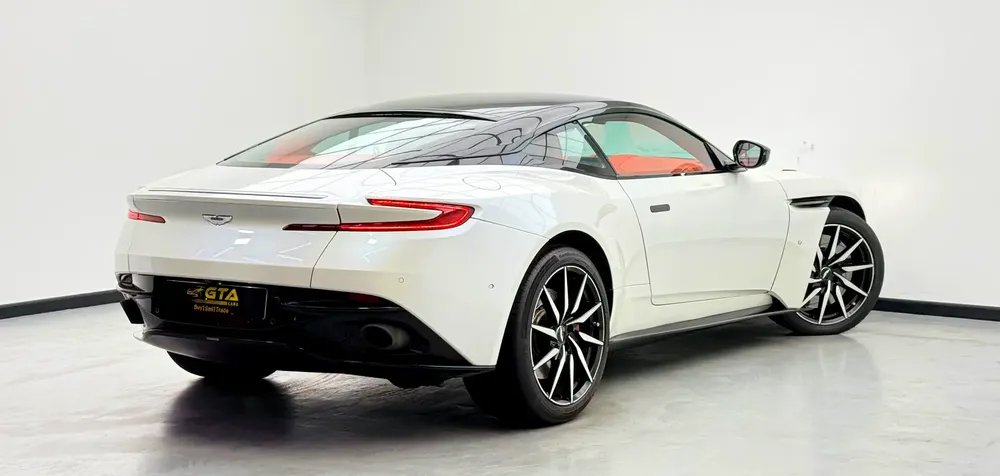 2017 Aston Martin DB11 Launch Edition V12, Aston Martin Warranty+Full Service History, GCC - Image 6