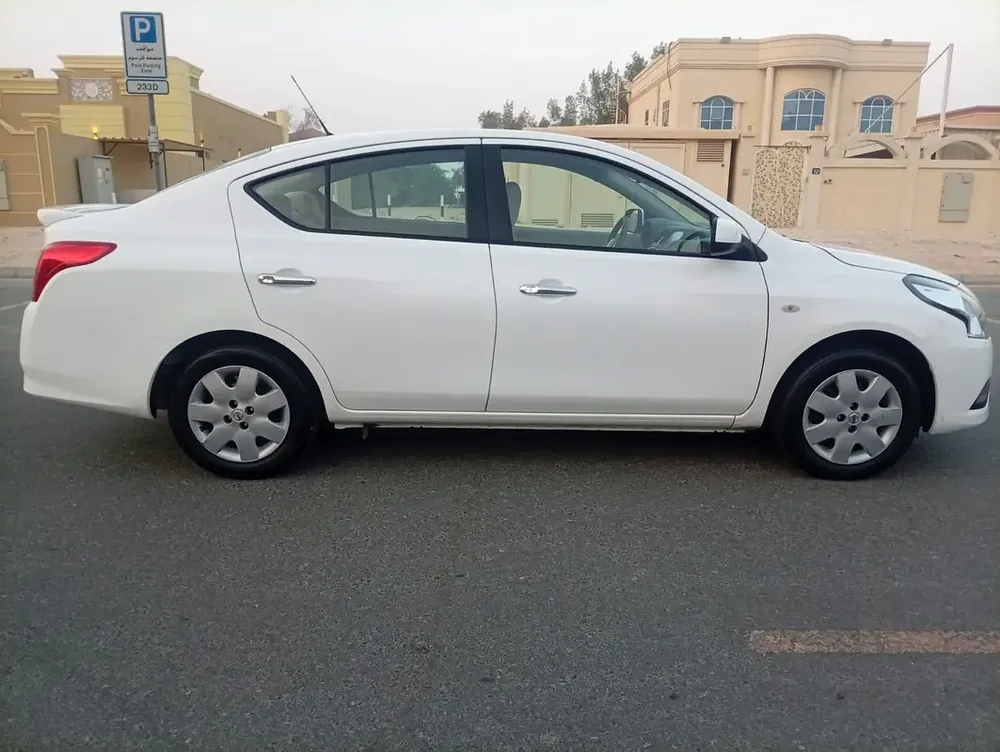 Nissan Sunny S 2022 | GCC Specs | Low Mileage | Excellent Condition - Image 4